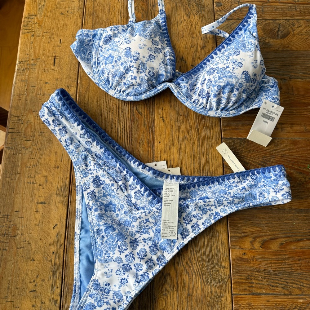 Hollister Blue and White Floral Bikini